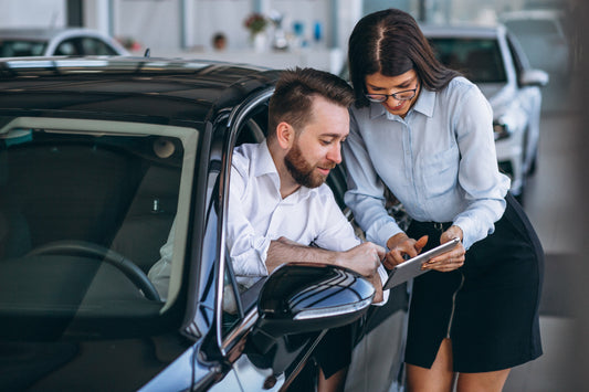 ¿Cómo comprar un auto nuevo o usado en Uruguay?
