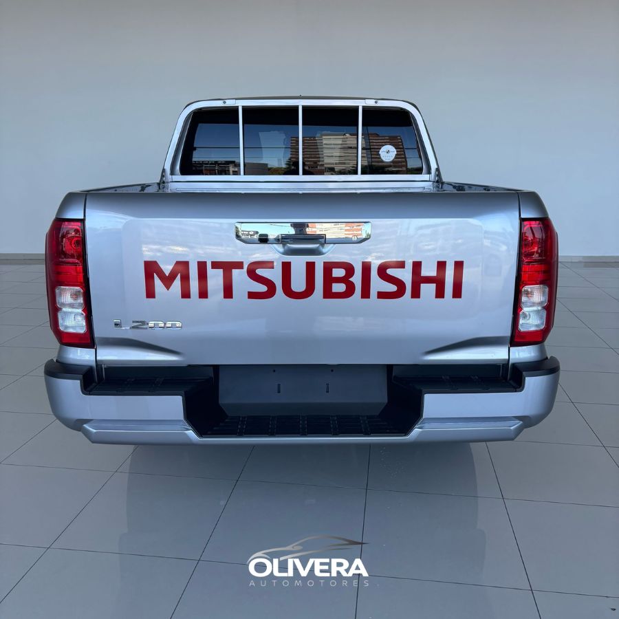 MITSUBISHI NEW L200 2.4N 4X2