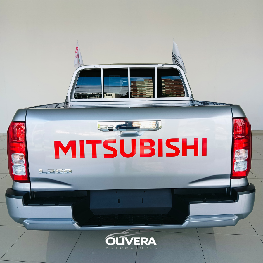 MITSUBISHI NEW L200 2.4 4X4 MT PH 2