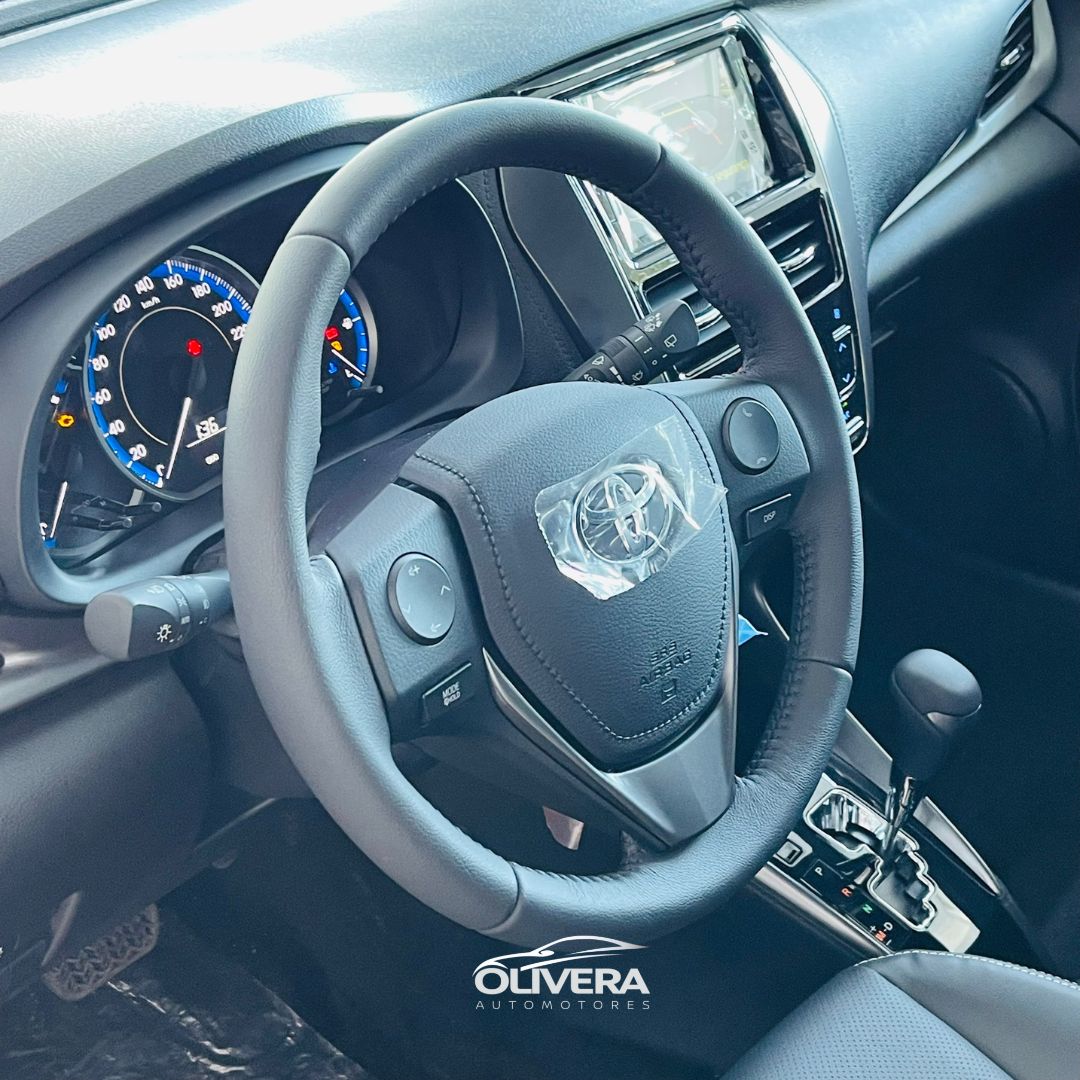 TOYOTA YARIS XLS AT