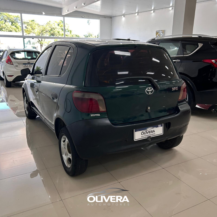 TOYOTA YARIS