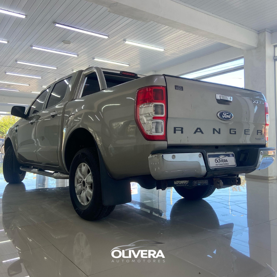 FORD RANGER 2.5 XLT 4X2 DC