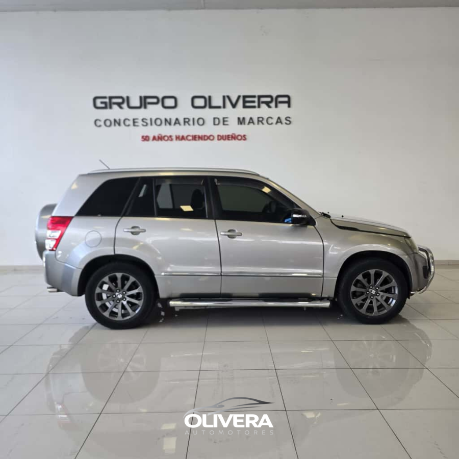 SUZUKI GRAND VITARA 4X2 2.4