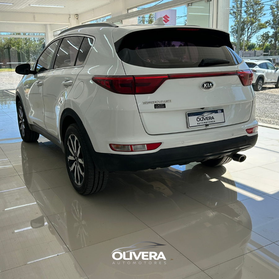 KIA SPORTAGE EX PLUS AT