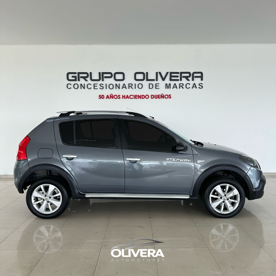 RENAULT SANDERO 1.6 STEPWAY