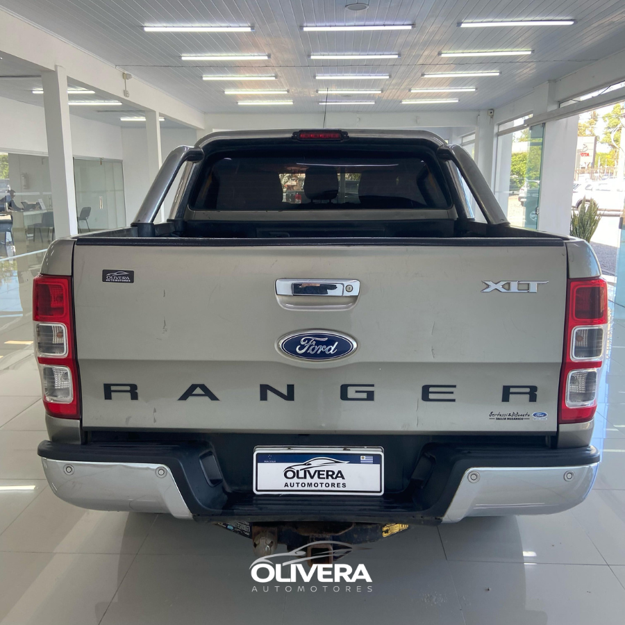 FORD RANGER 2.5 XLT 4X2 DC