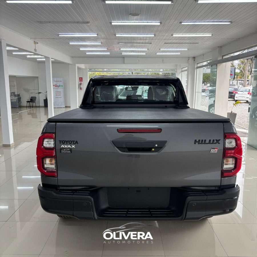 TOYOTA HILUX GRS 4X4 AT DIESEL