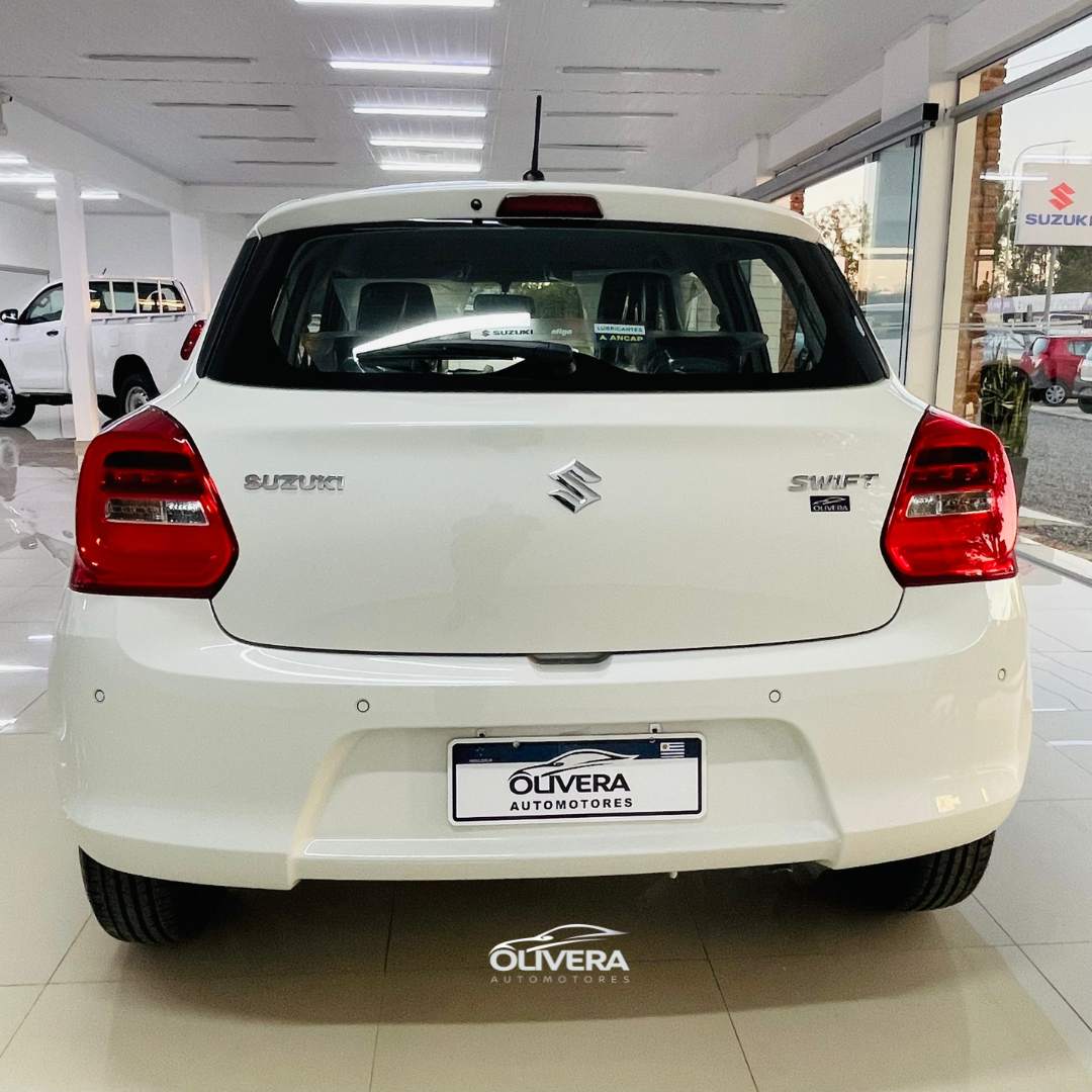 SUZUKI SWIFT GL AUTOMATIZADO