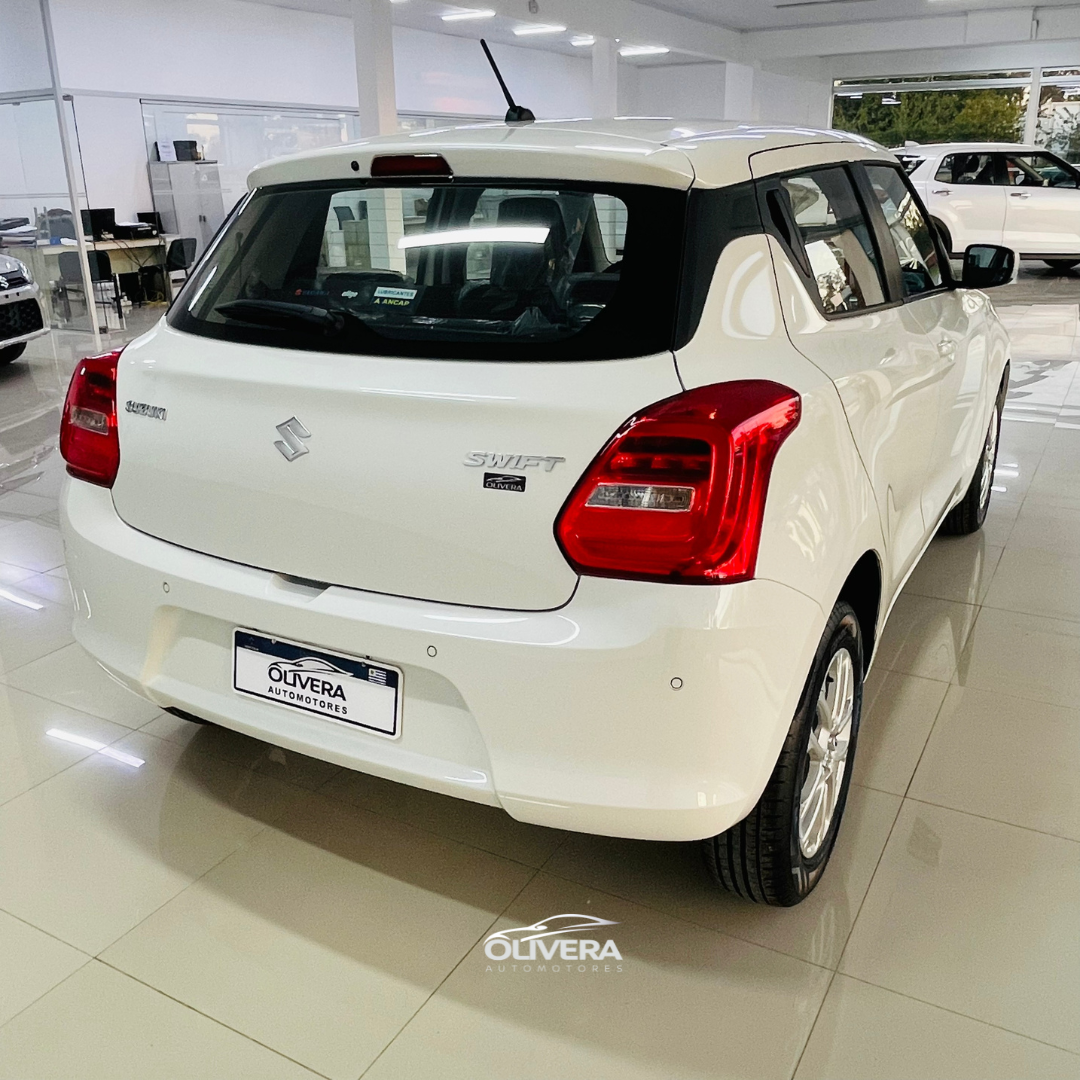SUZUKI SWIFT GL AUTOMATIZADO