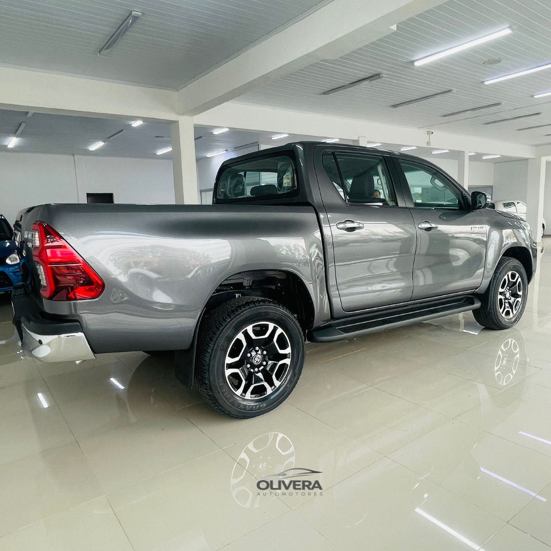 TOYOTA HILUX SRV AT PLUS TSS 4X4