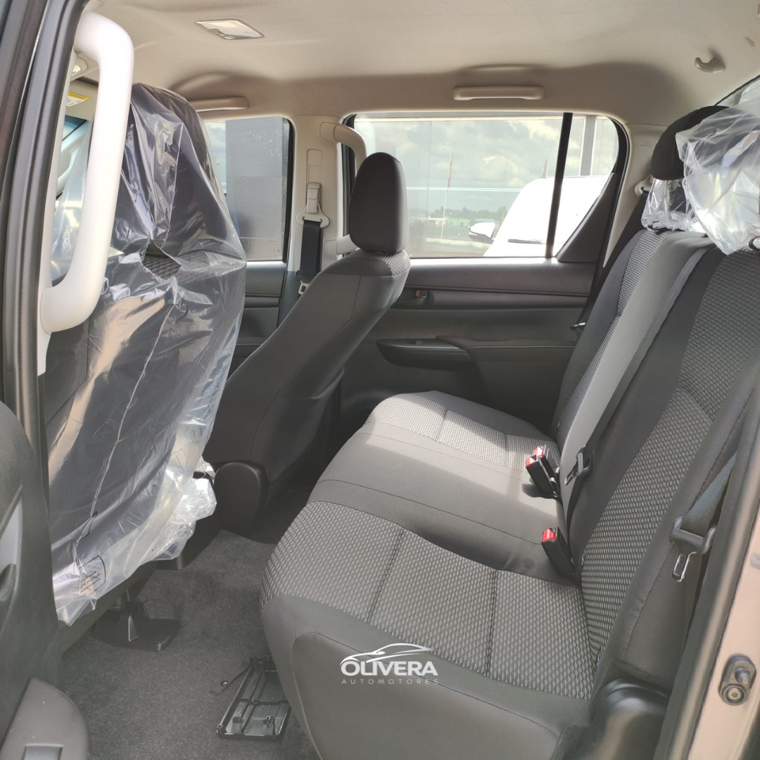 TOYOTA HILUX DX 4X4 DIESEL