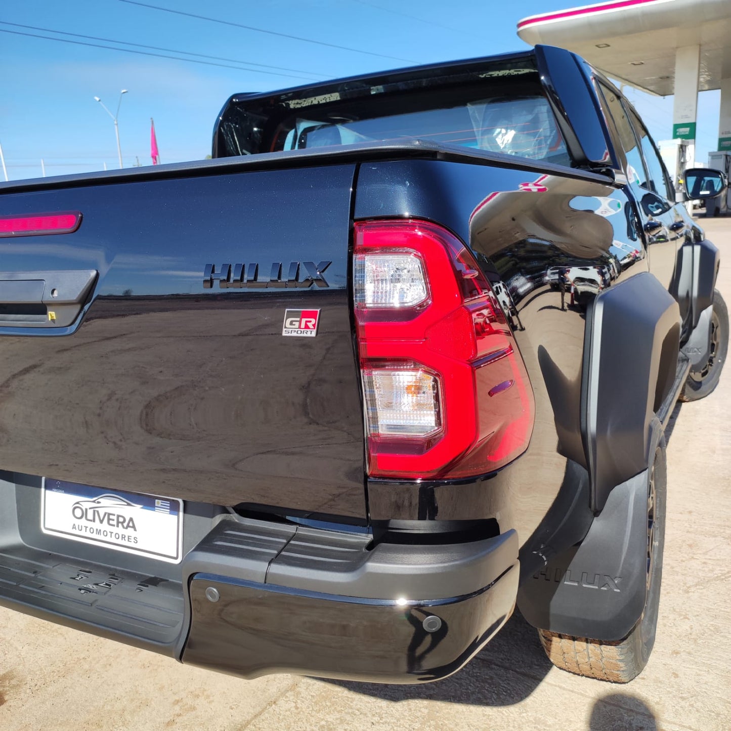 TOYOTA HILUX GR 4X4 AT