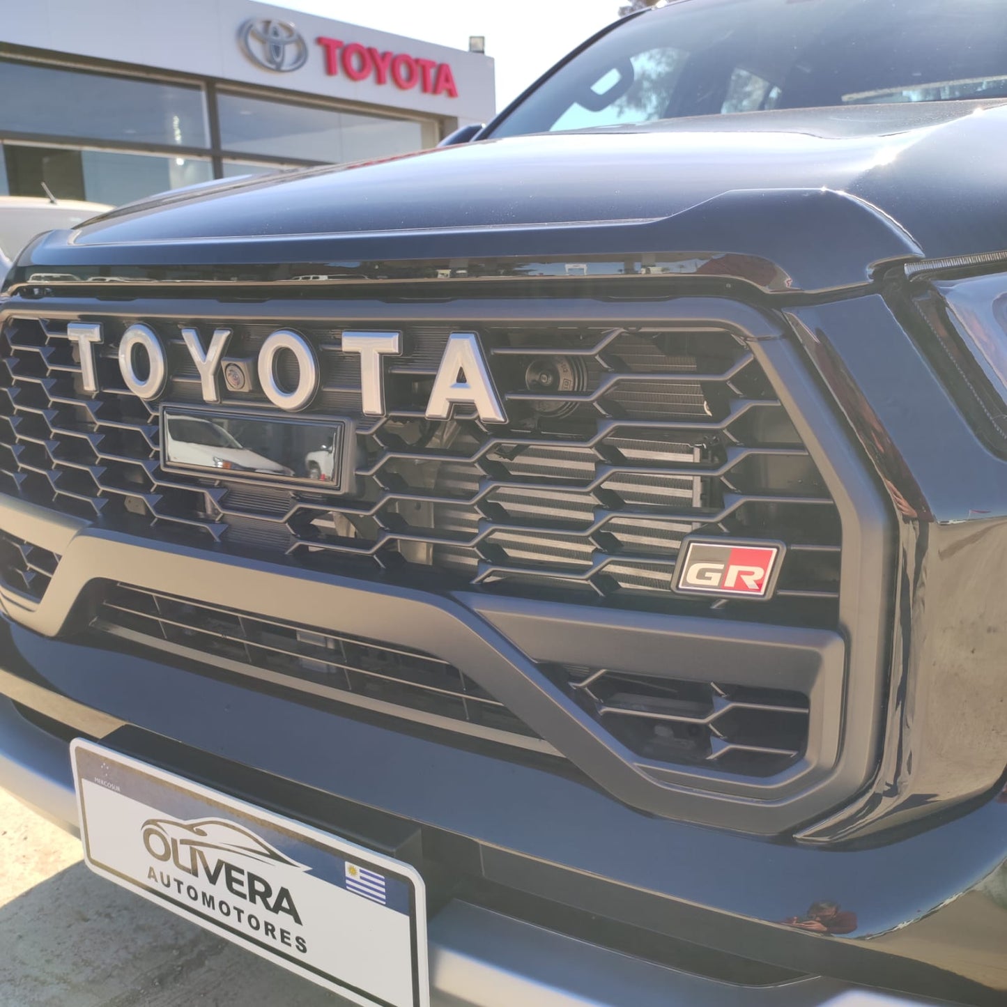 TOYOTA HILUX GR 4X4 AT