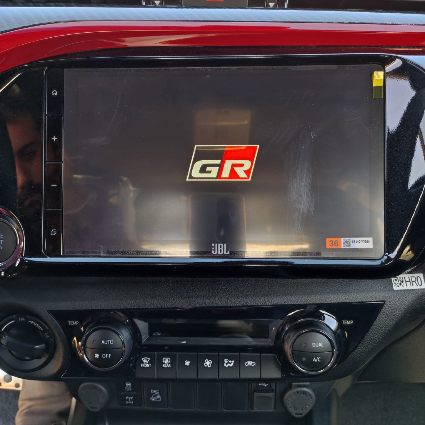 TOYOTA HILUX GR 4X4 AT