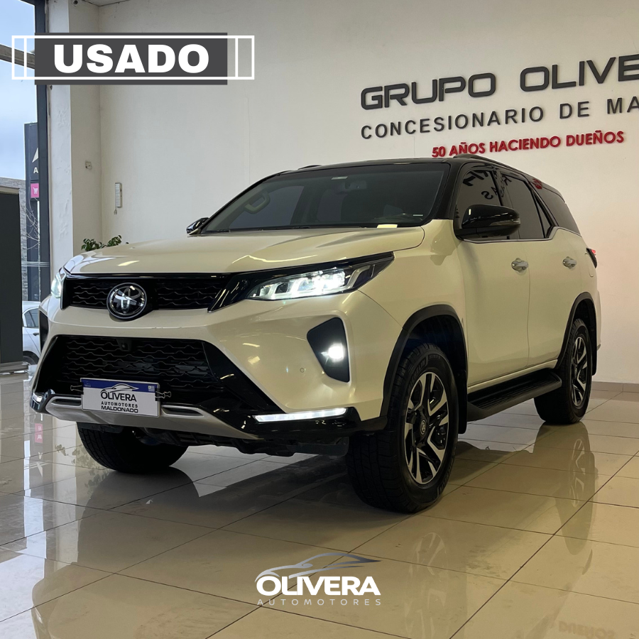 TOYOTA FORTUNER DIAMOND V6 4X4 AT