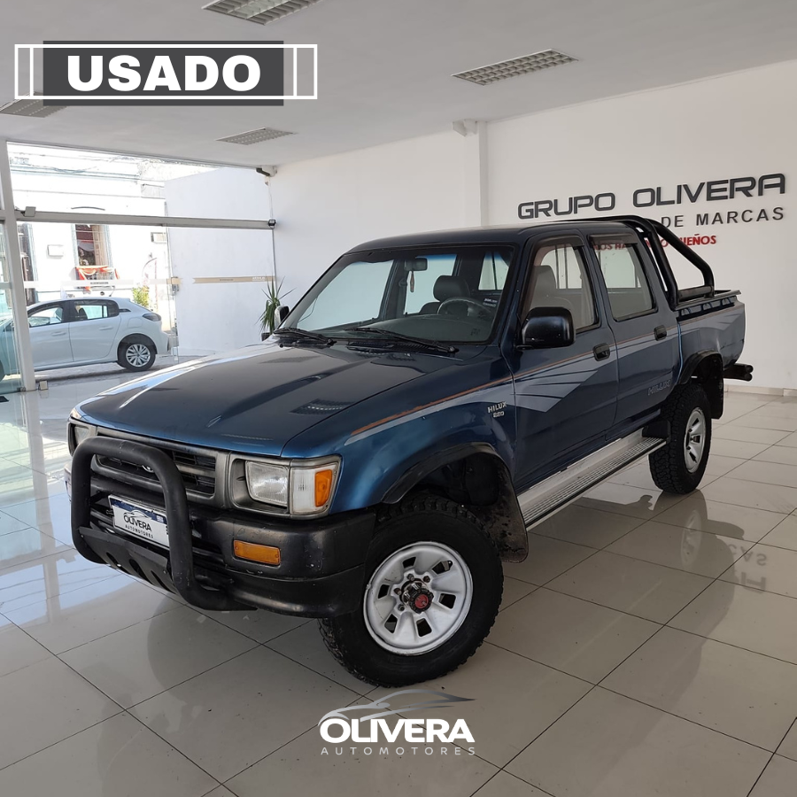 TOYOTA HILUX 4X4