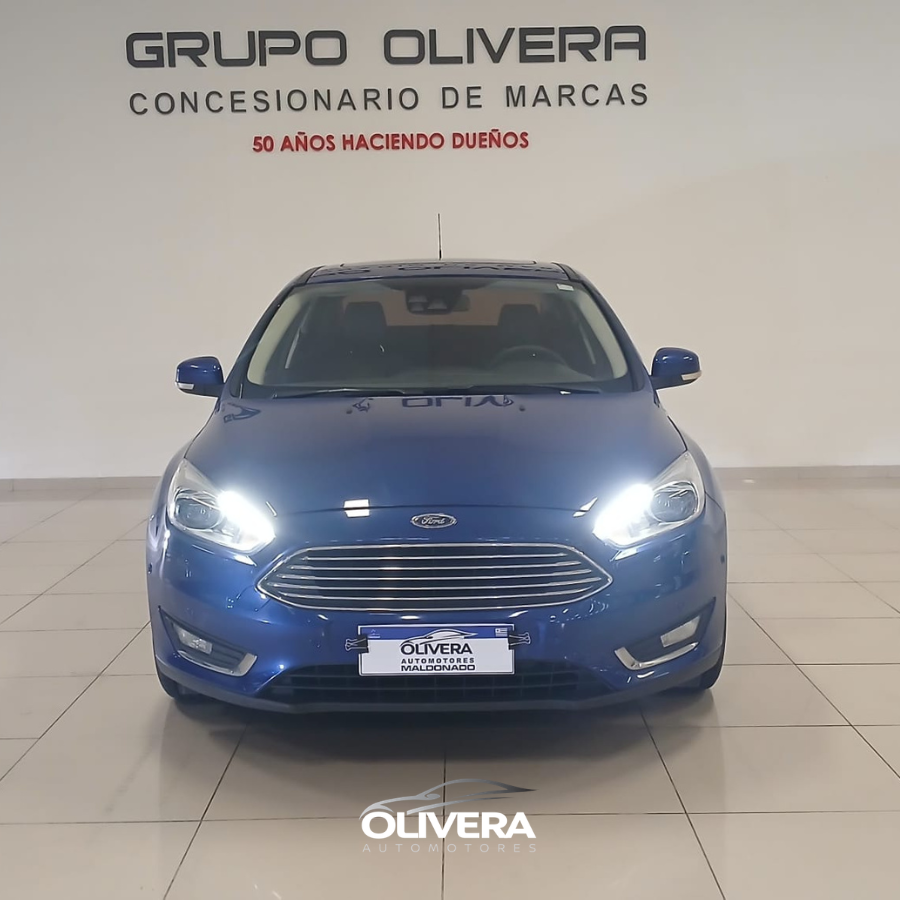FORD FOCUS TITANIUM