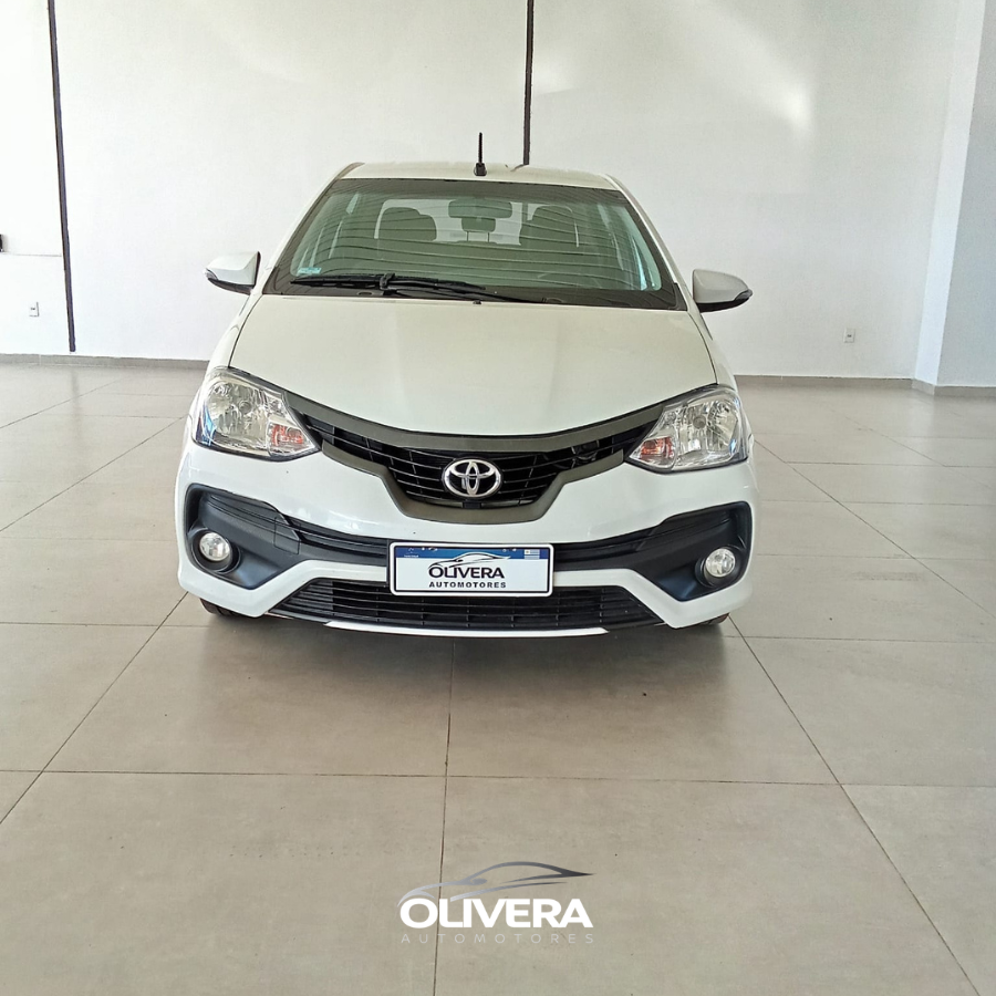TOYOTA ETIOS 1.5 SEDAN XLS