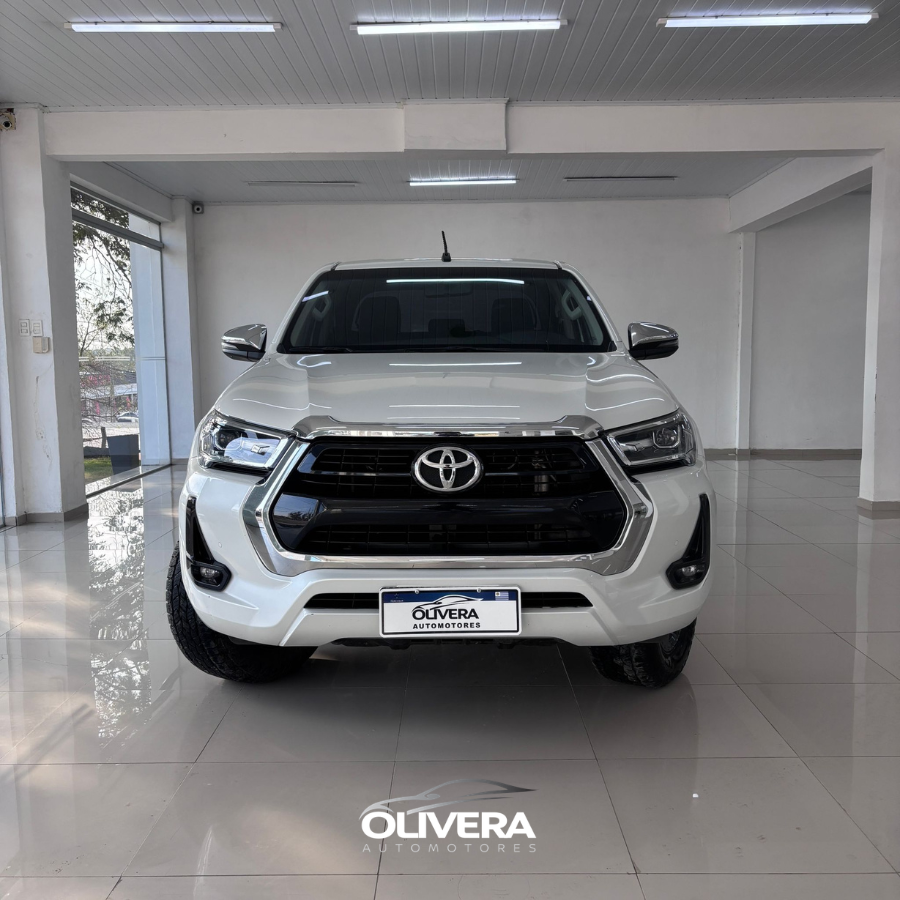 TOYOTA HILUX DC SRV 4X4 2.7 NAFTA