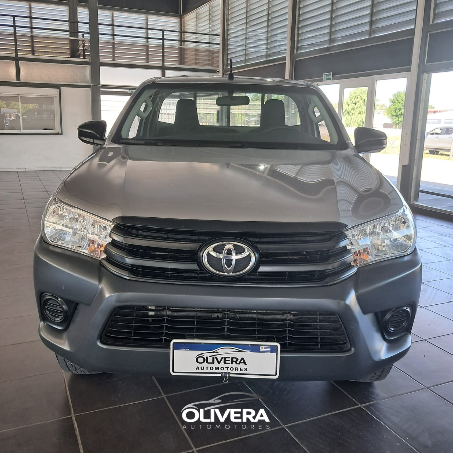 TOYOTA HILUX PICK UP DX 4X2 A/A
