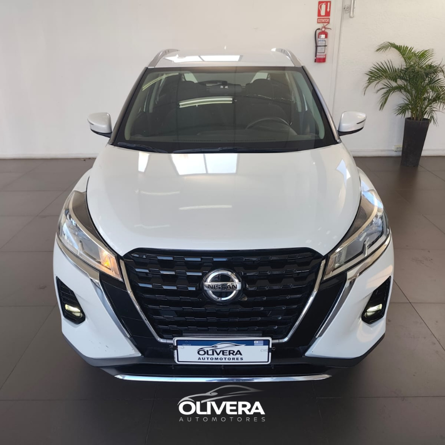 NISSAN KICKS ADVANCE MT