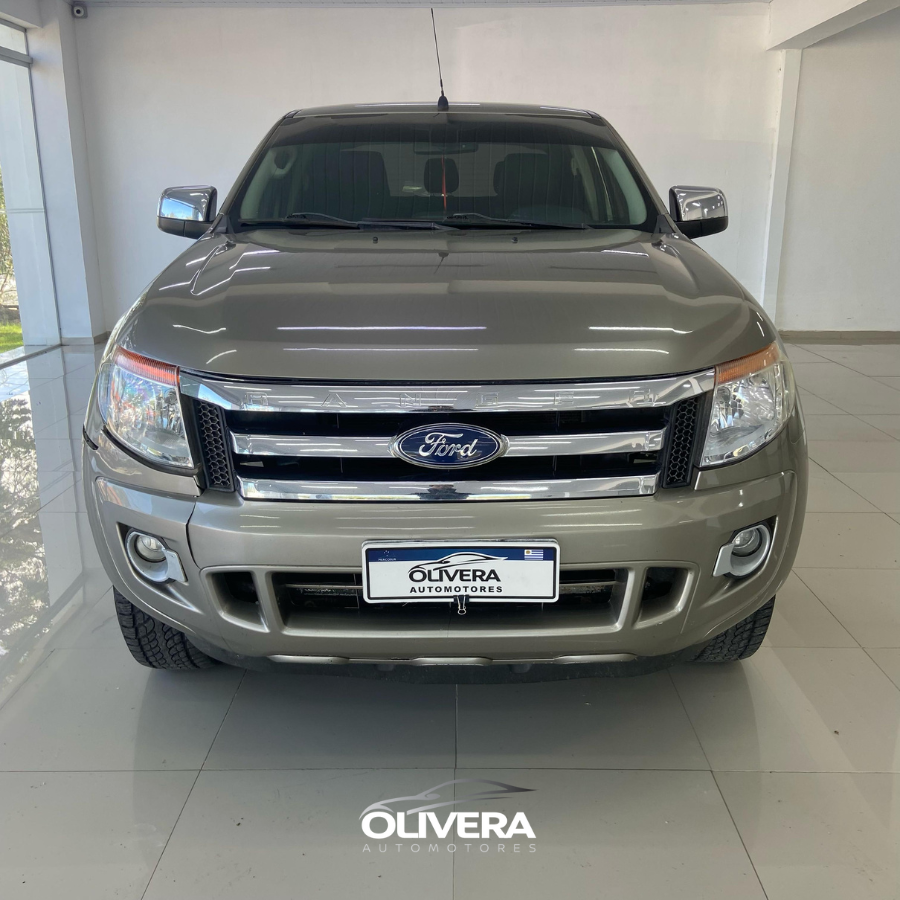 FORD RANGER 2.5 XLT 4X2 DC