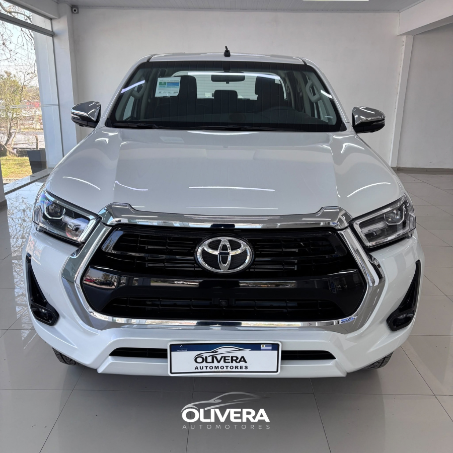 TOYOTA HILUX SRV AT 4X4 DIESEL