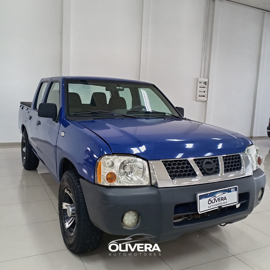 NISSAN FRONTIER DC LX
