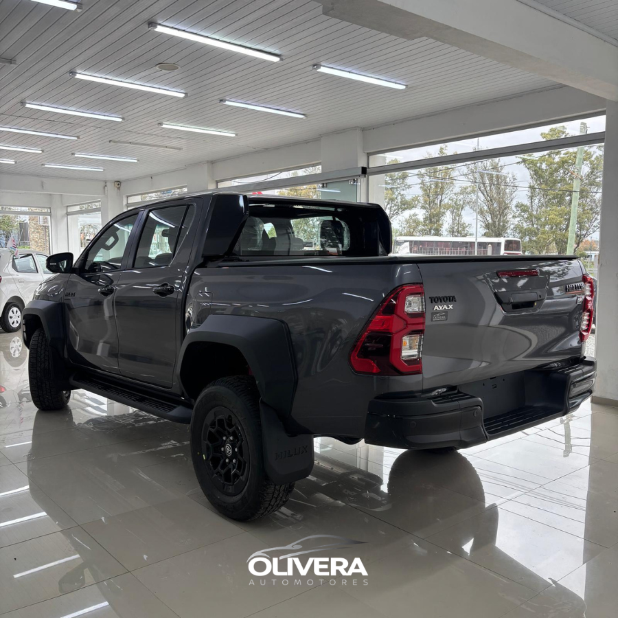 TOYOTA HILUX GRS 4X4 AT DIESEL