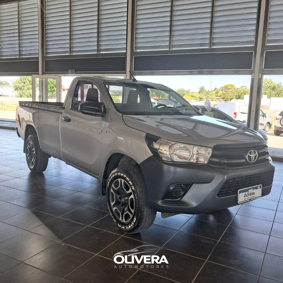 TOYOTA HILUX PICK UP DX 4X2 A/A