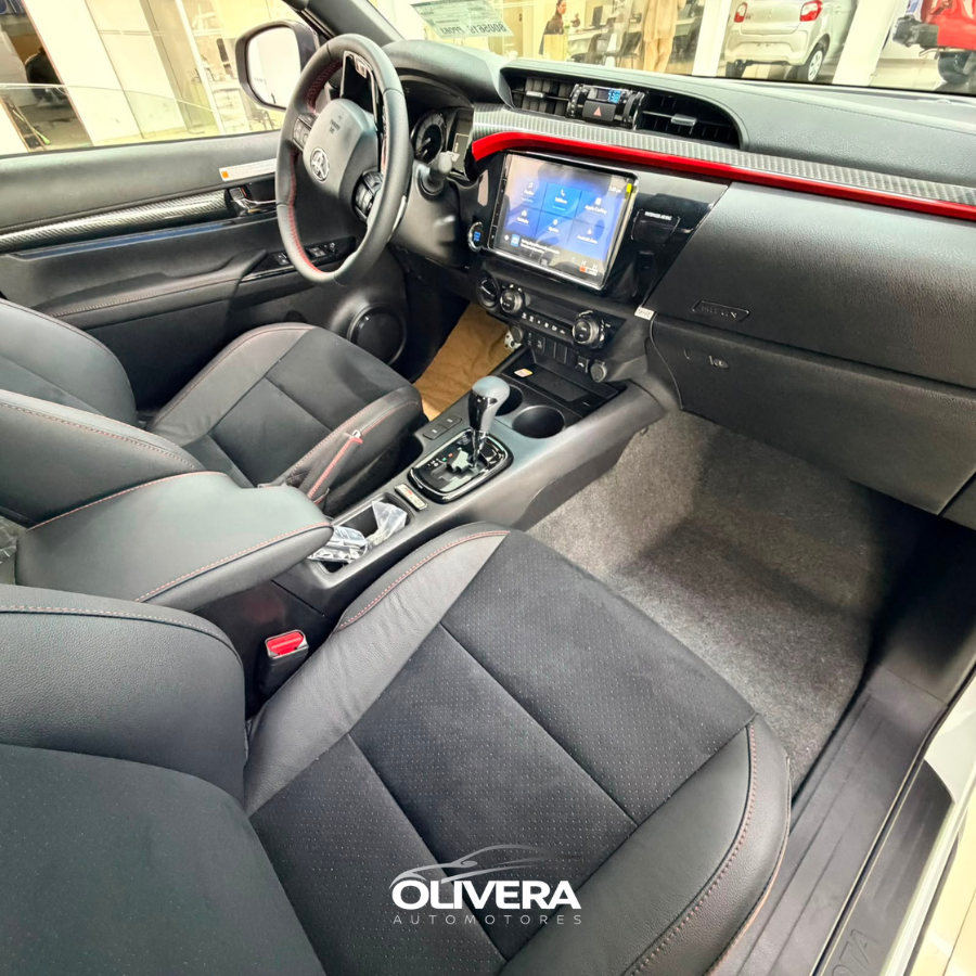 TOYOTA HILUX GRS 4X4 AT DIESEL