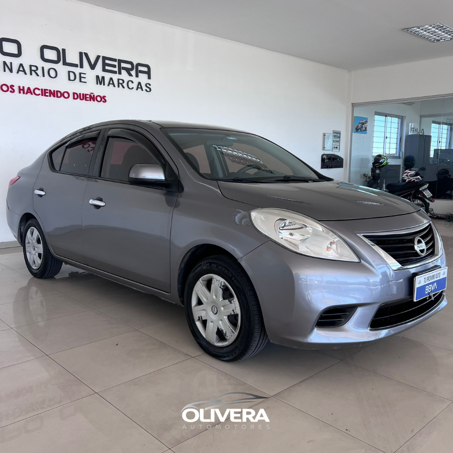 NISSAN VERSA FULL MANUAL