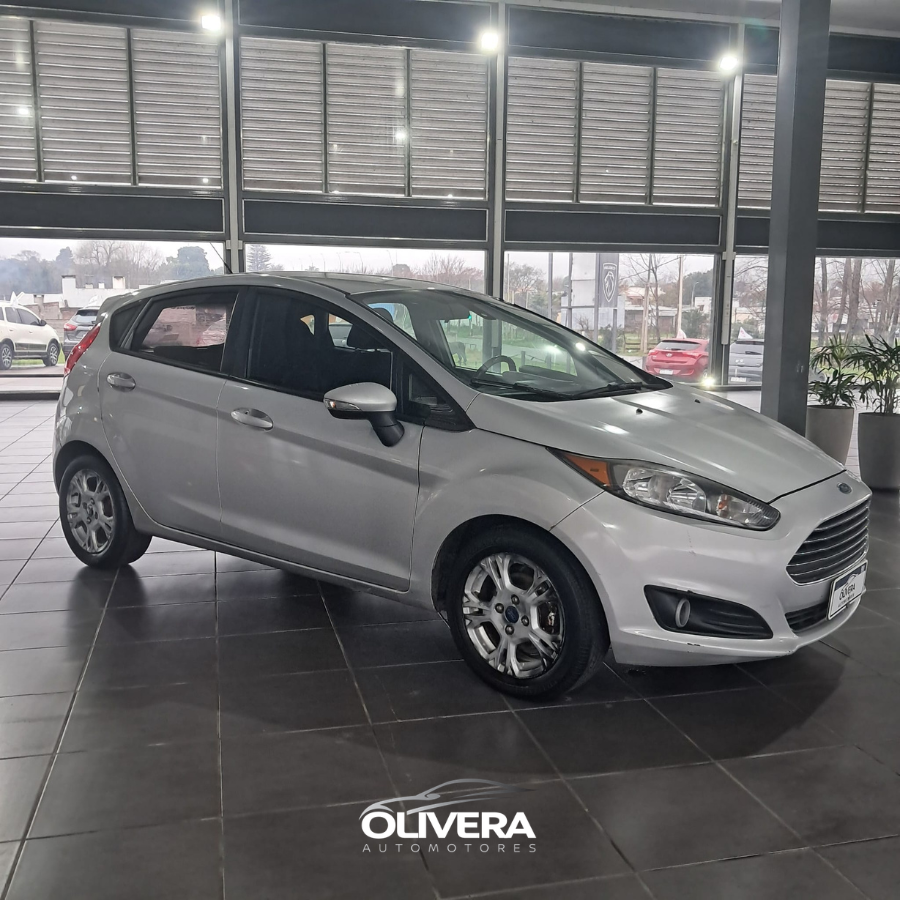 FORD FIESTA HATCH SE