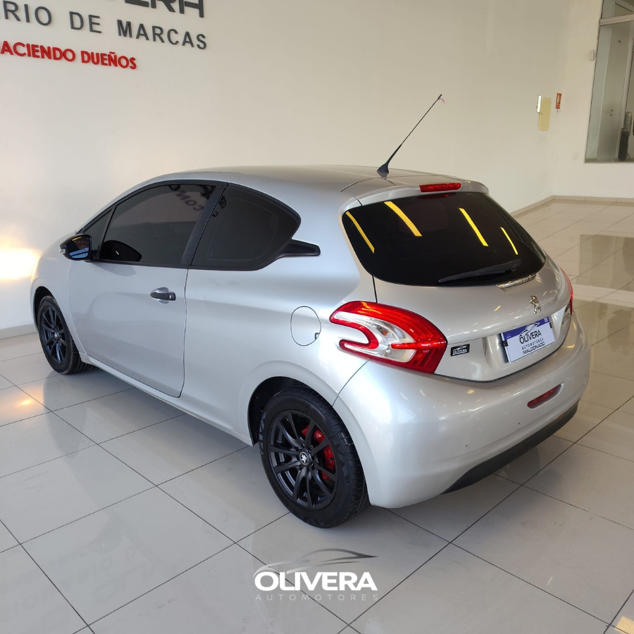 PEUGEOT 208 ACC 10E