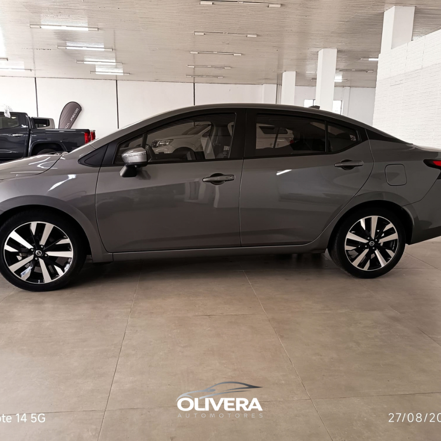 NISSAN VERSA EXCLUSIVE AT