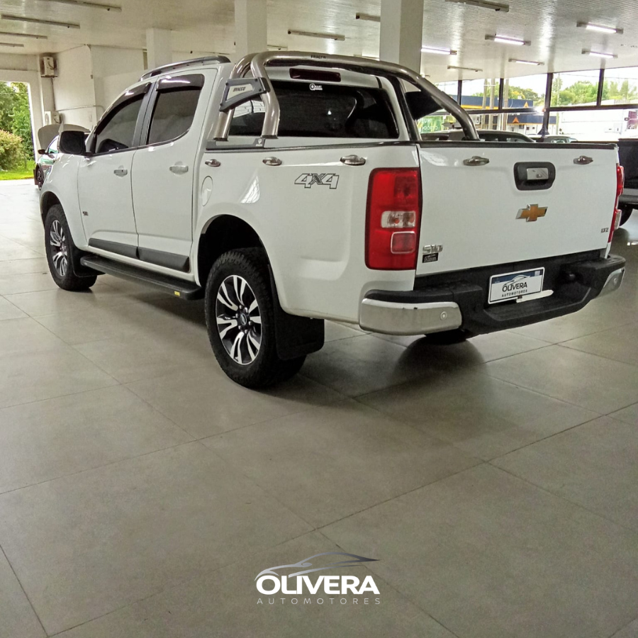 CHEVROLET S10 DOBLE CABINA 4X4