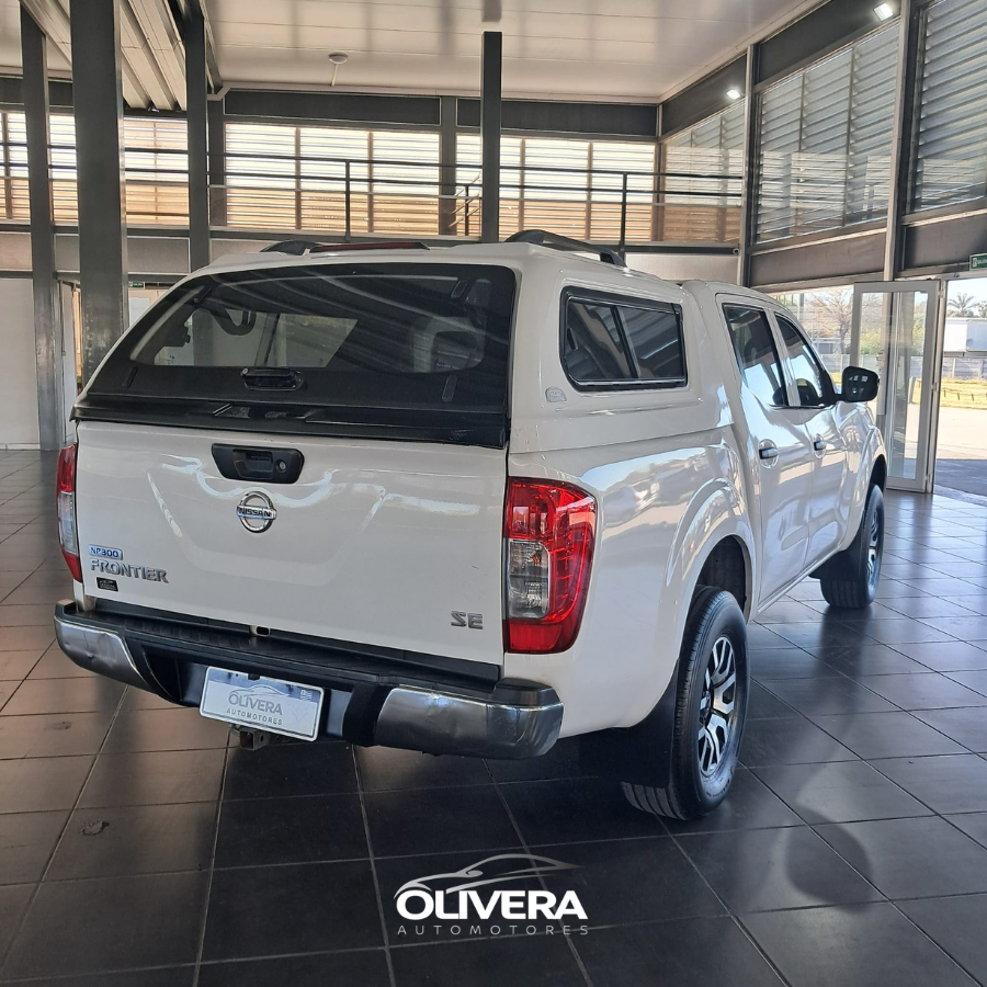 NISSAN NP300 FROINTER 4X2