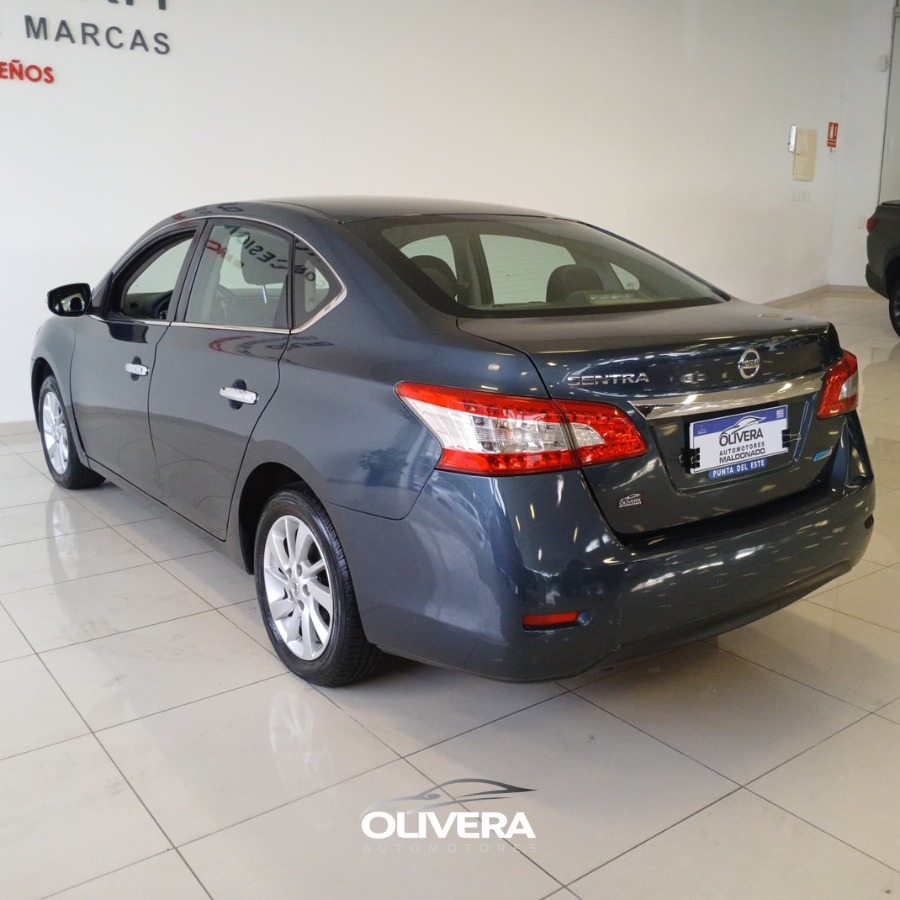 NISSAN SENTRA ADVANCE CVT