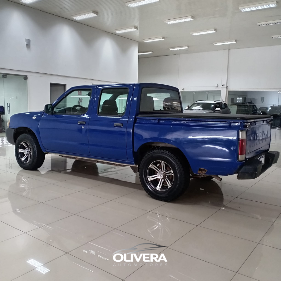 NISSAN FRONTIER DC LX
