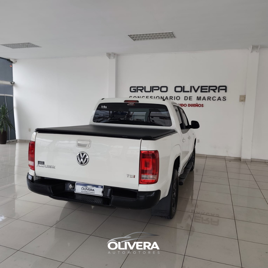 VOLKSWAGEN AMAROK TRENDLINE TSI 4X2 MT