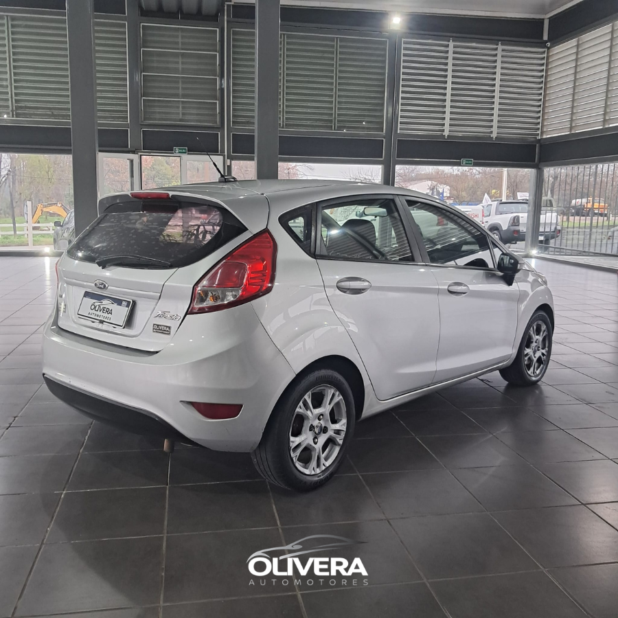 FORD FIESTA HATCH SE