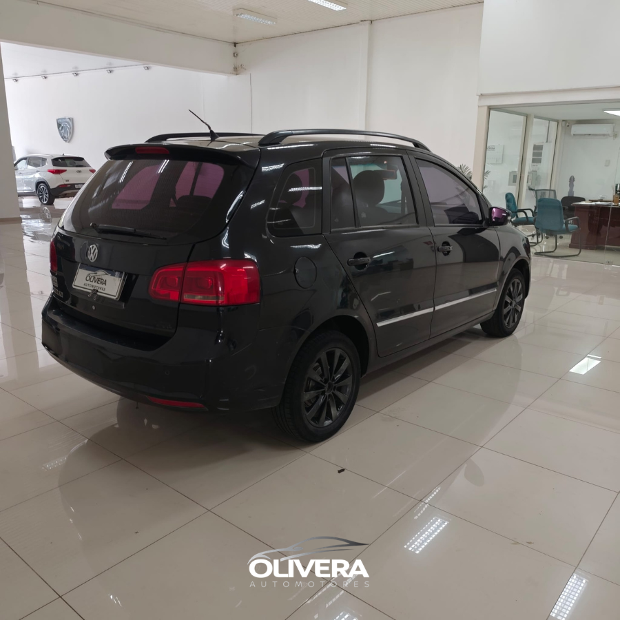 VOLKSWAGEN SURAN HIGHLINE 1.6