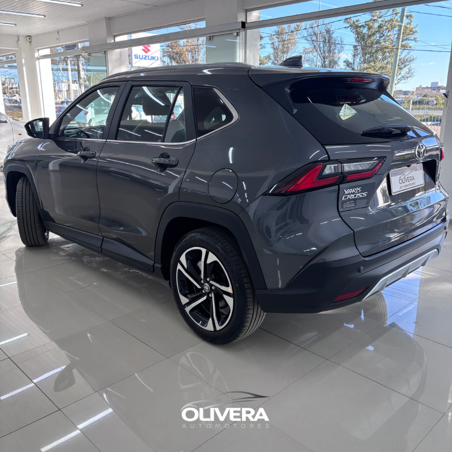 TOYOTA YARIS CROSS HYBRID SEG