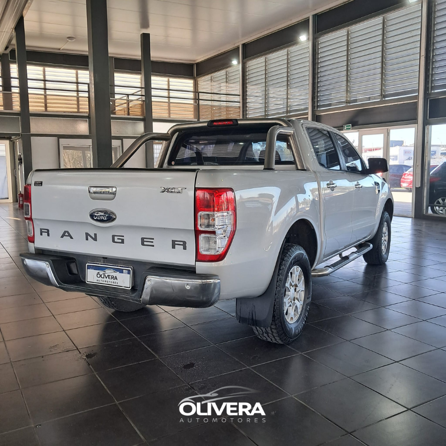 FORD RANGER 2.5 XLT 4X2 DC