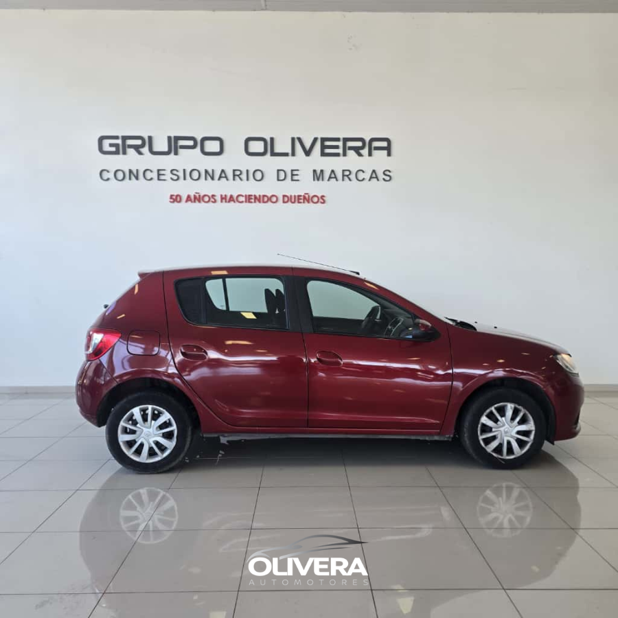 RENAULT SANDERO