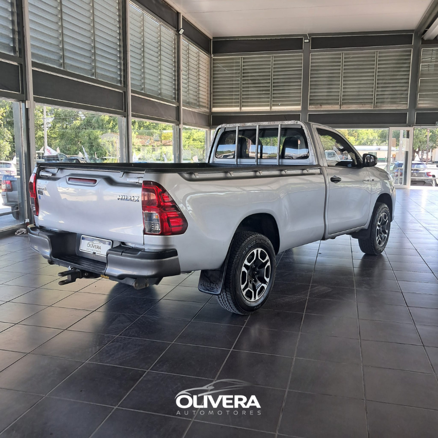 TOYOTA HILUX PICK UP DX 4X2 A/A