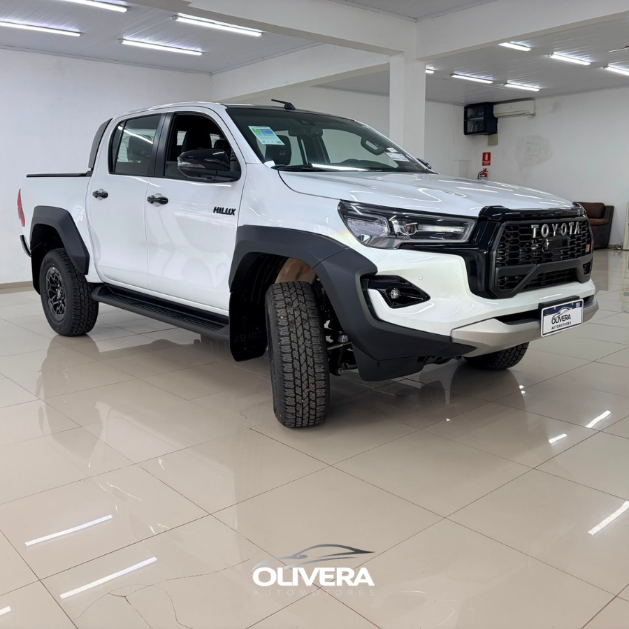 TOYOTA HILUX GRS 4X4 AT DIESEL