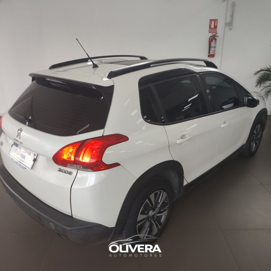 PEUGEOT 2008 FELINE 1.6