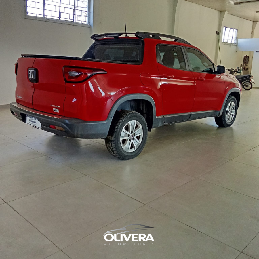 FIAT TORO FREEDOM 1.8 AT 6