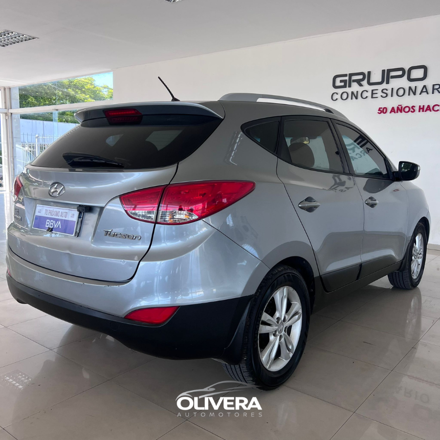 HYUNDAI TUCSON 2.0 2WD GL